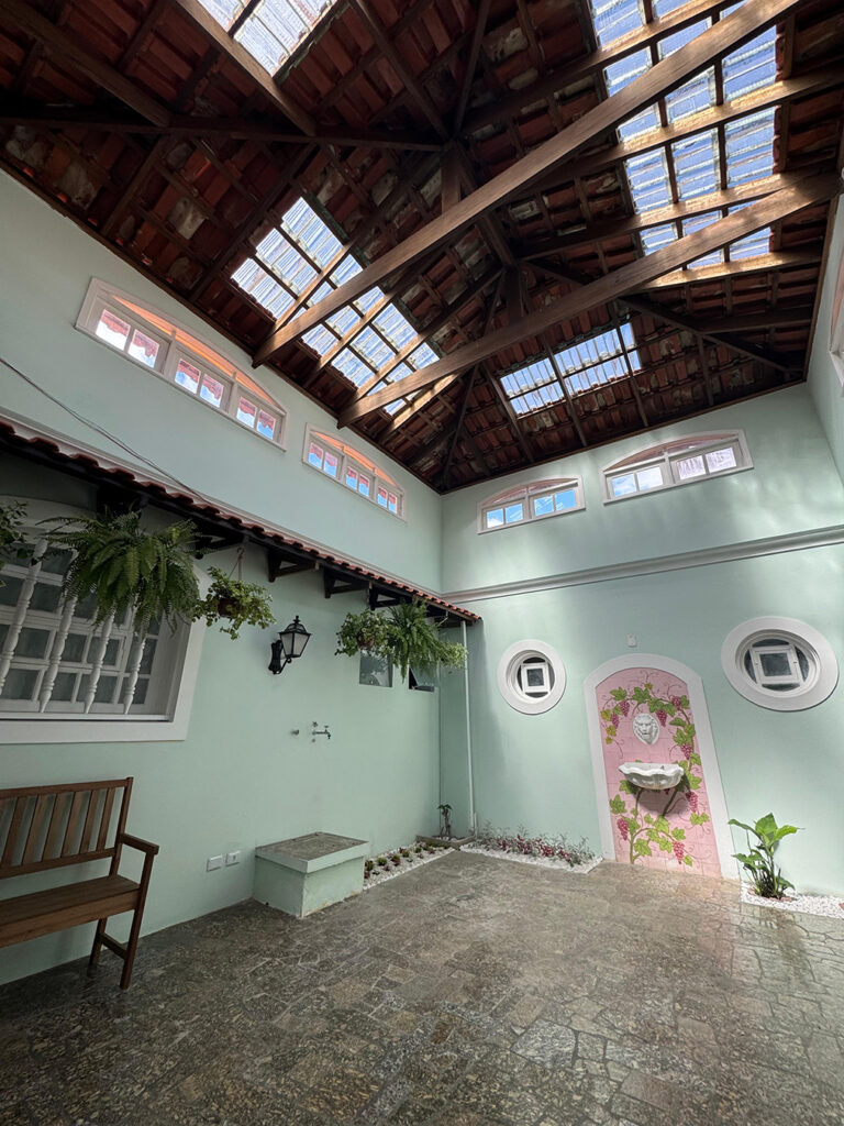 La Serenitá - Residencial para Idosos - Ambiente espaço tranquilo para lazer e bem-estar dos moradores.